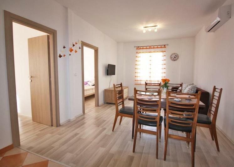 Apartman Petra *